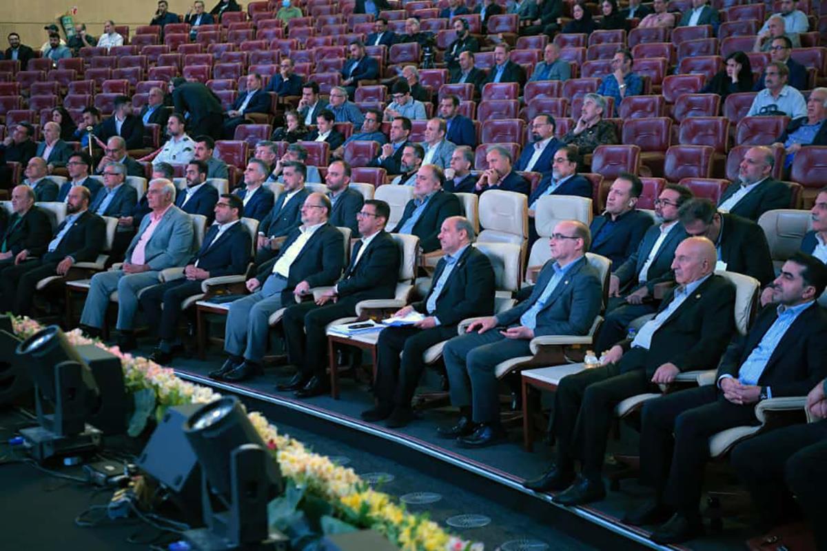 خبر مجمع هلدینگ 2